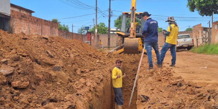 Prefeitura realiza obra de drenagem na zona Sul de Porto Velho
