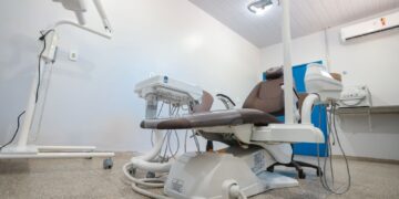 Distrito de Jaci-Paraná recebe sala odontológica e veículo para transporte de pacientes