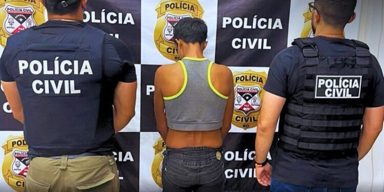 MULHER É PRESA POR TRÁFICO DE DROGAS EM AÇÃO DA POLÍCIA CIVIL NO BAIRRO PLANALTO, EM NOVA MAMORÉ