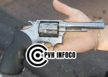 Homem é Preso com Arma de Fogo em Praça do Bairro Aponiã