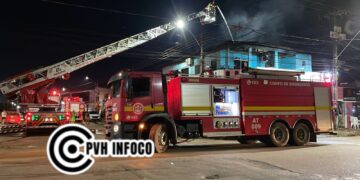 Apartamentos são consumidos por incêndio em prédio de Porto Velho