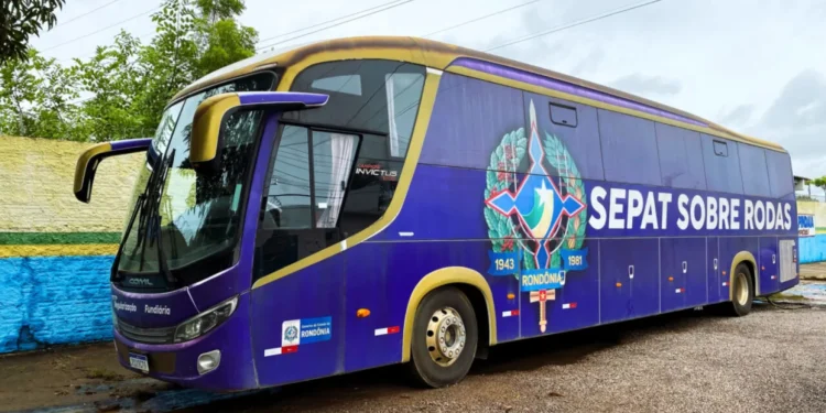 Governo de RO leva “Sepat Sobre Rodas” ao setor chacareiro Militão 2, para auxiliar produtores no registro de títulos