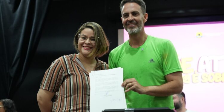 Semana da Mãe Atípica passa a fazer parte do calendário oficial do município