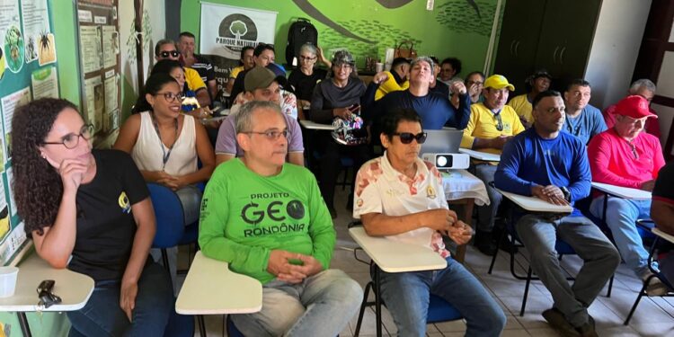 Treinamento sobre Unidades de Conservação e Mercado de Carbono marca a inauguração da Sala Verde