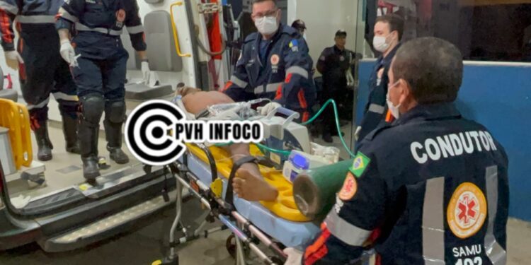 Urgente: Homem é baleado nas costas na Zona Leste da capital