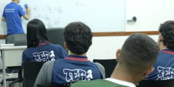 Prefeitura abre inscrições para o cursinho gratuito Superação Pré-Enem, na capital