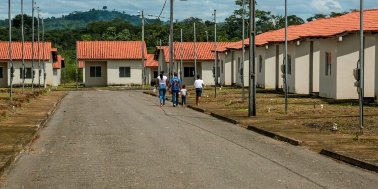 Governo de RO divulga lista de classificados para as próximas etapas do programa habitacional Meu Sonho