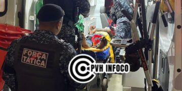 Fuga alucinada termina em acidente grave e prisão de assaltantes na capital