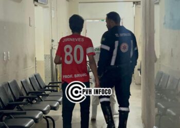 Discussão termina com mulher grávida presa por esfaquear o marido