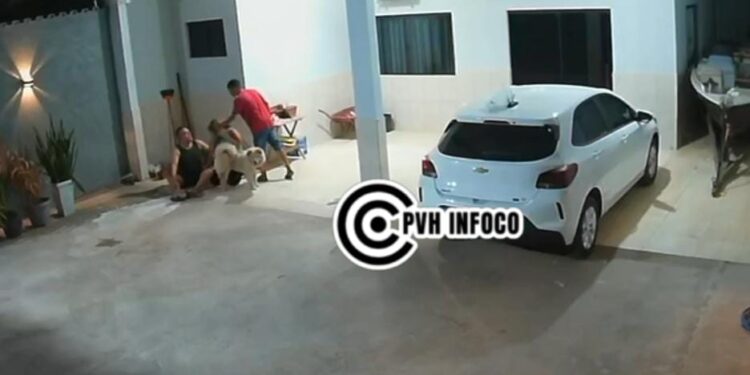 VÍDEO: Criminosos invadem residência e agridem mulher durante assalto em Porto Velho