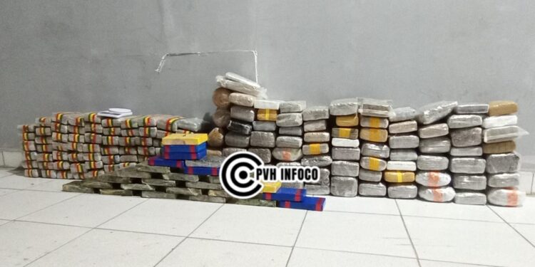 PM apreende 200 kg de drogas e causa prejuízo milionário ao tráfico em Porto Velho