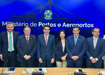 Projeto de Cristiane Lopes que amplia voos para Rondônia avança com apoio de Ministro