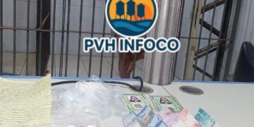 🚨 Equipe do SGT Machado estoura boca de fumo e prende mulher com drogas em Porto Velho