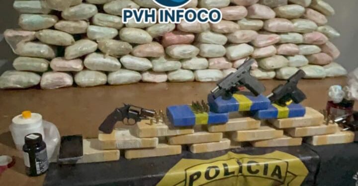 🚨 Megaoperação do DENARC resulta em grande apreensão de drogas e armas em Porto Velho 🚔