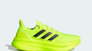 Símbolo da Adidas é associado a facção criminosa e comerciante é ameaçado