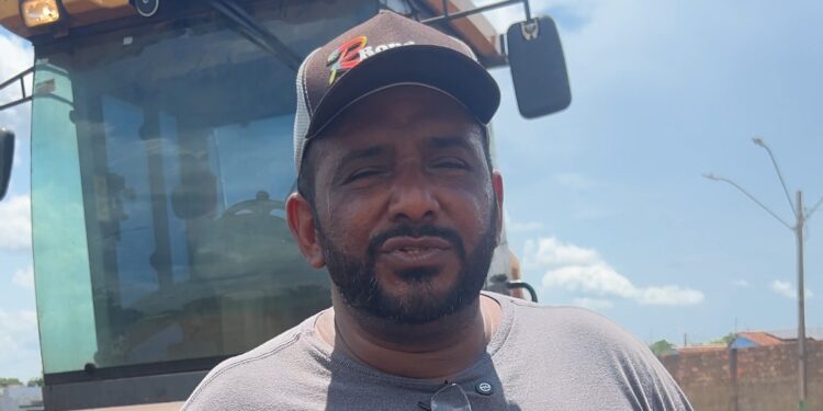 Bairro Novo Horizonte recebe 650 metros de asfalto na Rua Circular I