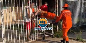 🚨 Carro da Prefeitura invade preferencial e deixa motociclista em estado grave em Porto Velho