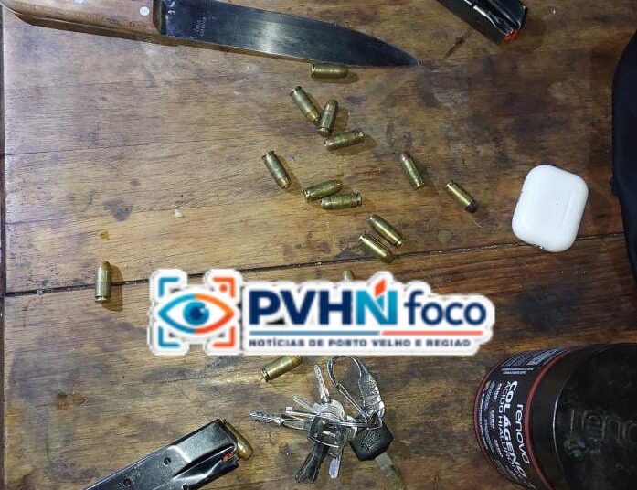 🚨 Disparo Acidental Durante Manutenção de Arma Deixa Policial Ferido em Residência